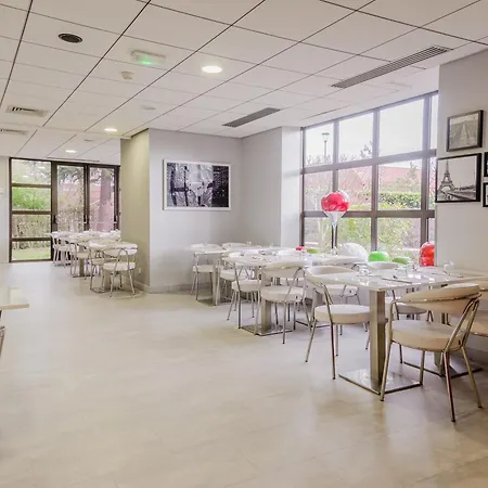 Mercure Cergy Pontoise Centre-2