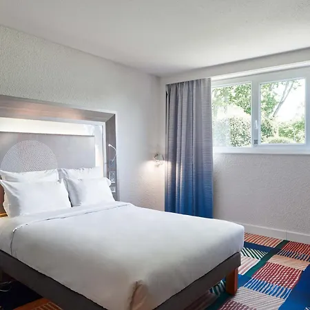 B&B HOTEL Cergy Port 4 étoiles-2
